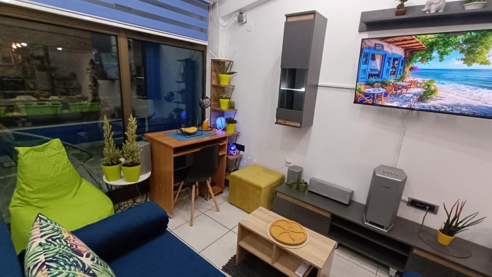 Nitro Inn - Premium Apartments - Wine Tasting - Souvenir - Art Gallery - Private Guided Tours - Relaxing - Romantic Skopje Extérieur photo